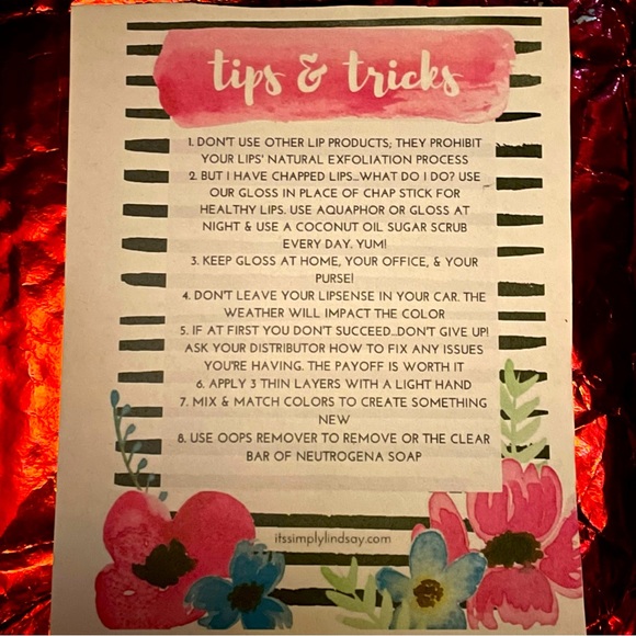 Lipsense Tips & Tricks Starter Kit - Picture 2 of 6
